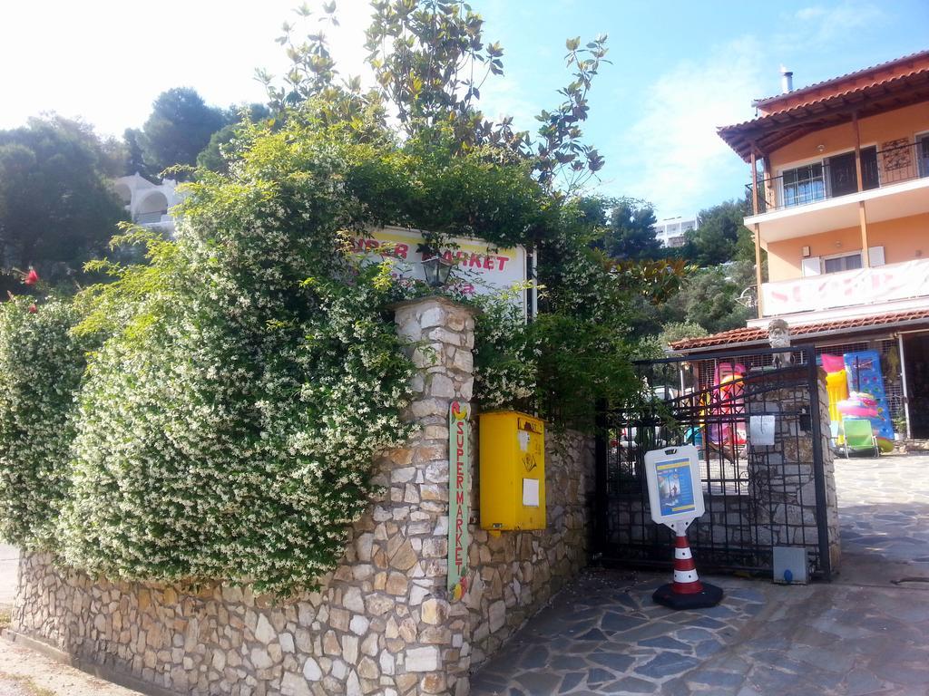 Tzaneria Apartments Skiathos Kanapitsa  Eksteriør bilde