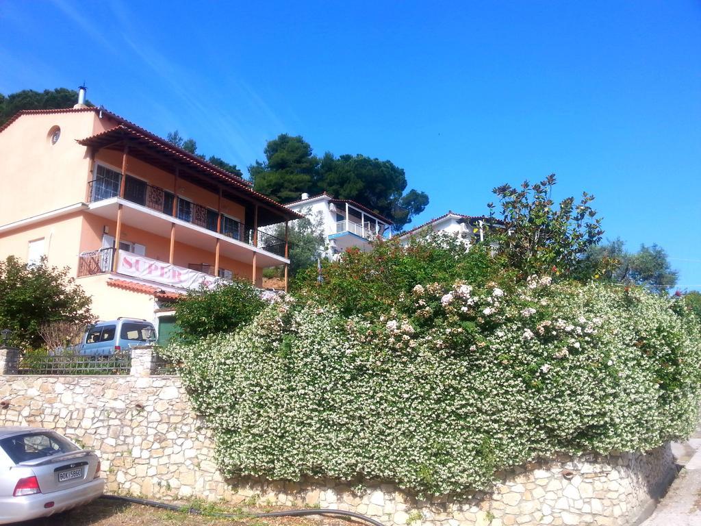 Tzaneria Apartments Skiathos Kanapitsa  Eksteriør bilde